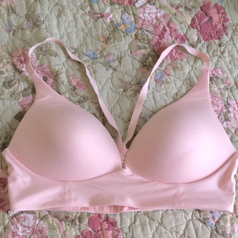 Victoria’s Secret plunge bralette NWOT